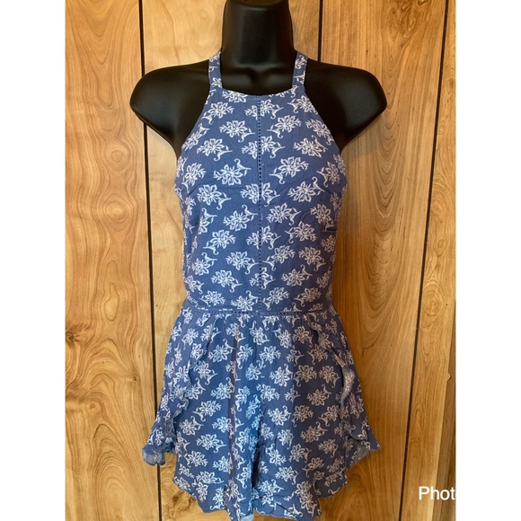 Romper - Picture 1 of 1